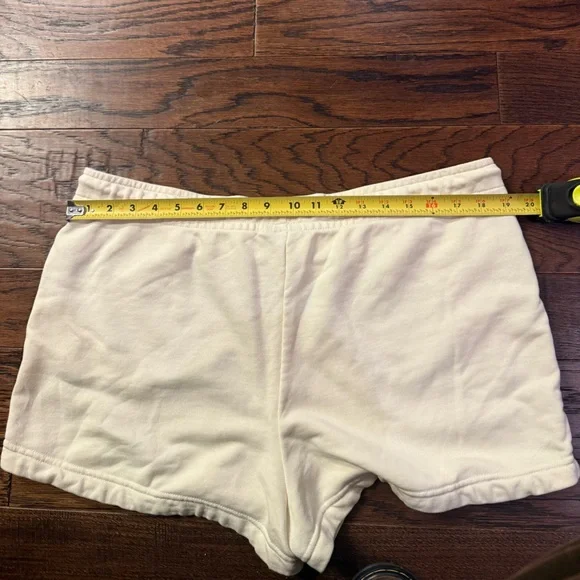 Nike Women's Off-White Athletic Shorts with black embroidered swoosh size XL - Picture 8 of 8